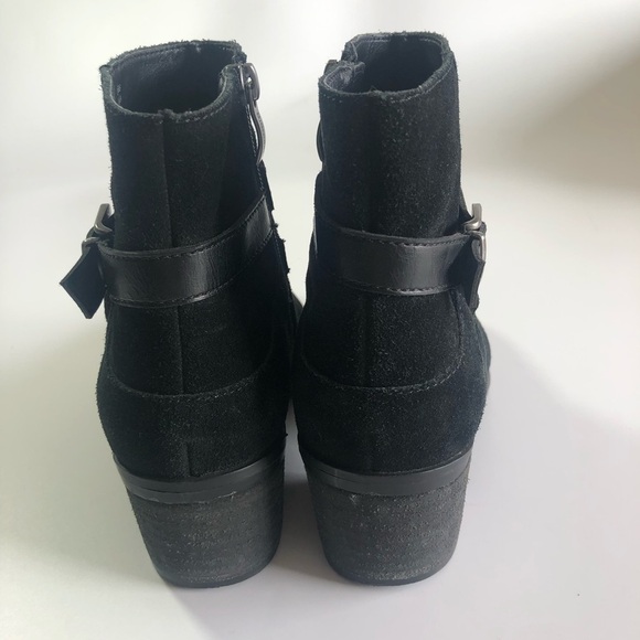 Bjorndal ‘Karla’ Suede Ankle Bootie - Picture 12 of 15